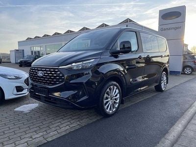 Gebraucht Ford Tourneo Titanium 170 PS (125 kW) 2024 Schwarz Van / Kleinbus