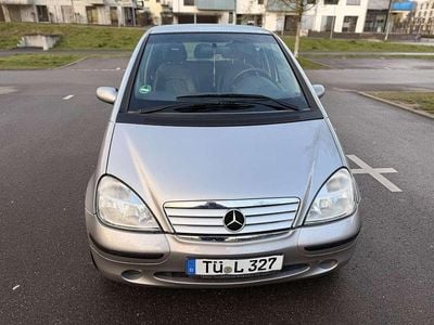 Gebraucht Mercedes A140 Avantgarde 82 PS (60 kW) 2000 Silber Limousine