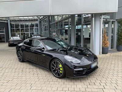 Second-hand Porsche Panamera 4 462 CP (339 kW) 2020 Negru Berlinǎ