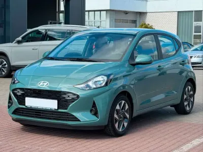 Neu Hyundai i10 Trend 63 PS (46 kW) 2025 Mangrove green Kleinwagen