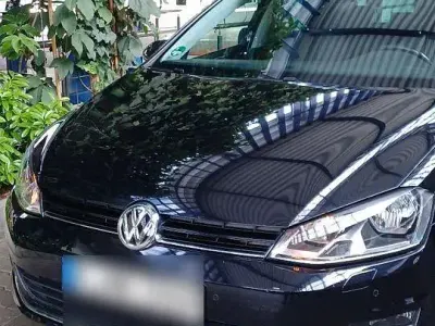Gebraucht VW Golf VII Allstar 110 PS (80 kW) 2016 Schwarz Limousine