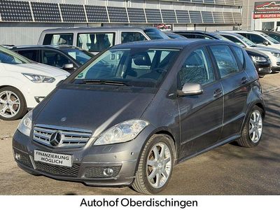 Grau Gebraucht 2008 Mercedes A200 Avantgarde Van / Kleinbus | 1.900 €