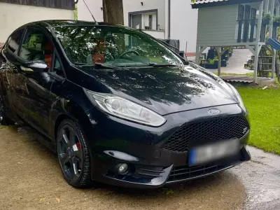 Gebraucht Ford Fiesta ST 182 PS (133 kW) 2013 Schwarz Kleinwagen