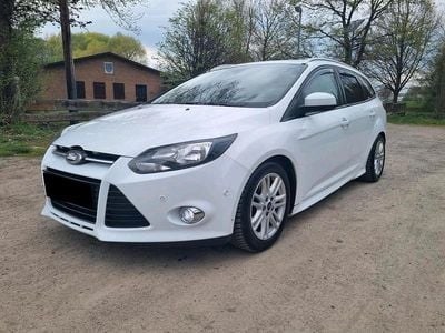 Second-hand Ford Focus 163 CP (119 kW) 2014 Alb Break