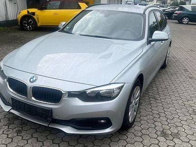 Silber Gebraucht 2016 BMW 318 Performance Kombi | 11.500 € (Guter Preis)