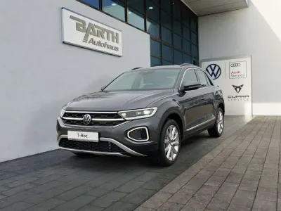 Gebraucht VW T-Roc Style 150 PS (110 kW) 2025 Indiumgrau SUV