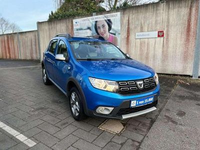 Blau Gebraucht 2019 Dacia Sandero Stepway Limousine | 9.990 € (Fairer Preis)