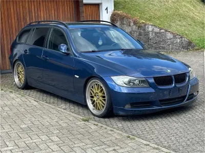 Gebraucht BMW 320 M Sport 163 PS (119 kW) 2006 Blau Kombi