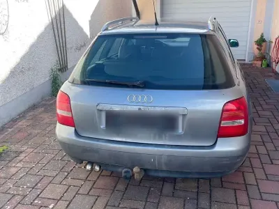 Gebraucht Audi A4 116 PS (85 kW) 1999 Grau Kombi