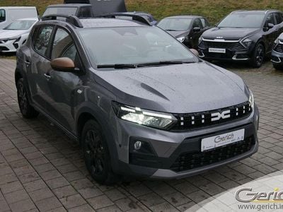 Neu Dacia Sandero Extreme 110 PS (80 kW) 2026 Dolomitgrau metallic Limousine