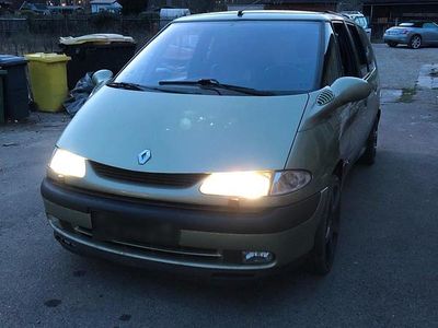 Grün Gebraucht 2001 Renault Espace Van / Kleinbus | 4.000 €