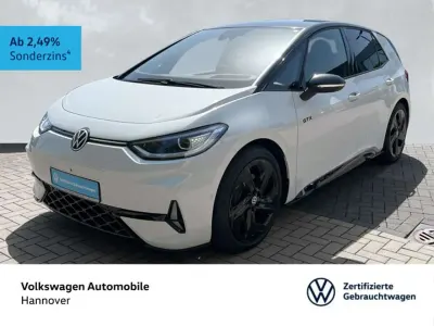Gebraucht VW ID.3 GTX 210 kW (286 PS) 2025 Gletscherweiß metallic/schwarz Kleinwagen