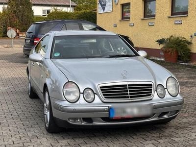 Mercedes CLK320