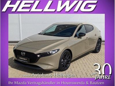 Neu Mazda 3 Homura-Line 140 PS (102 kW) 2025 Zircon sand metallic Limousine
