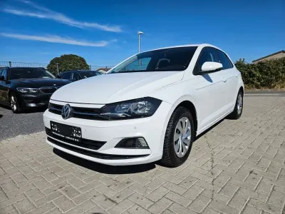 Gebraucht VW Polo Comfortline 75 PS (55 kW) 2018 Weiß Kleinwagen