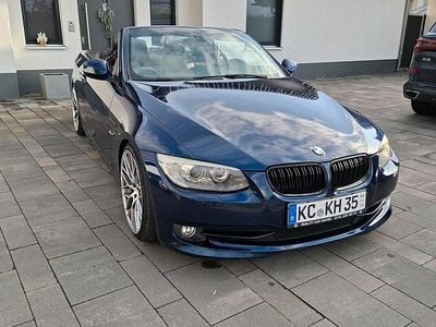 Gebraucht BMW 320 Cabriolet 183 PS (134 kW) 2010 Blau Cabrio