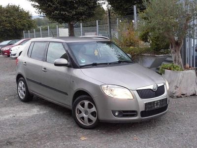 Gebraucht Skoda Fabia Ambiente 60 PS (44 kW) 2010 Beige Kleinwagen