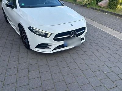 Usata Mercedes A220 AMG line 198 CV (145 kW) 2019 Bianco Berlina