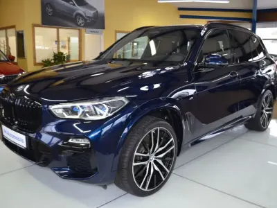 Gebraucht BMW X5 M50 M Sport 530 PS (389 kW) 2020 Blau SUV