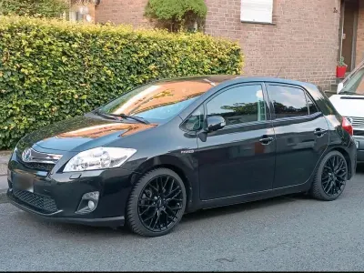 Gebraucht Toyota Auris Hybrid Executive 136 PS (100 kW) 2011 Schwarz Limousine