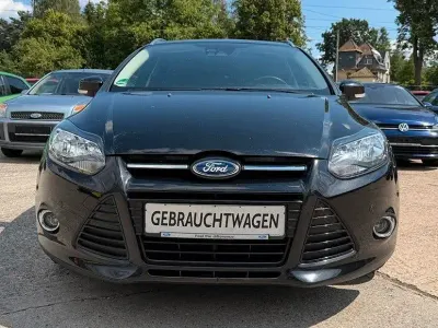 Gebraucht Ford Focus Titanium 140 PS (102 kW) 2012 Schwarz Limousine