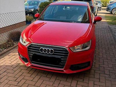 Gebraucht Audi A1 Sportback 95 PS (69 kW) 2019 Rot Kleinwagen