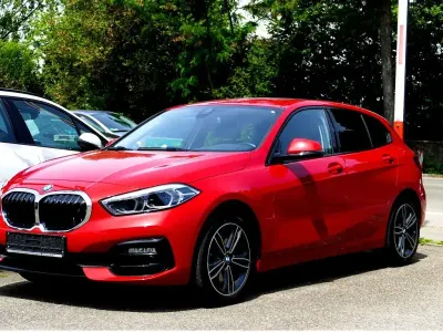 Gebraucht BMW 118 Sport Line 140 PS (102 kW) 2020 Rot Kleinwagen