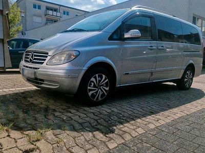 Usata Mercedes Viano 150 CV (110 kW) 2005 Argento Monovolume
