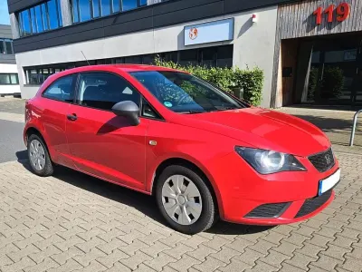 Gebraucht Seat Ibiza SC Reference 69 PS (50 kW) 2014 Rot Kleinwagen
