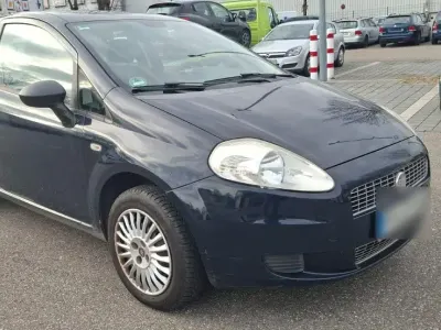 Gebraucht Fiat Punto 65 PS (47 kW) 2009 Blau Kleinwagen
