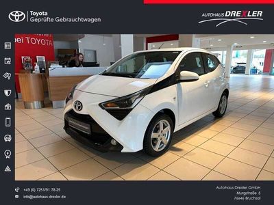 gebraucht Toyota Aygo x-play Team D (Kamera, Navi)