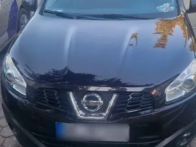 Gebraucht Nissan Qashqai Tekna 141 PS (103 kW) 2012 Schwarz SUV