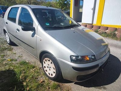 Usata Fiat Punto 80 CV (58 kW) 2002 Argento Utilitaria