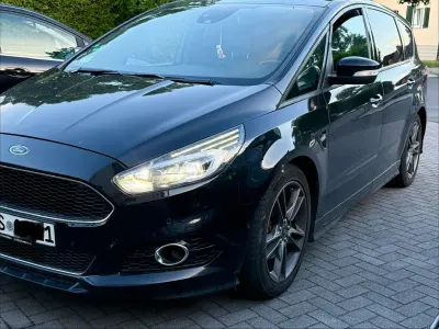 Gebraucht Ford S-MAX ST-Line 241 PS (177 kW) 2019 Schwarz Van / Kleinbus