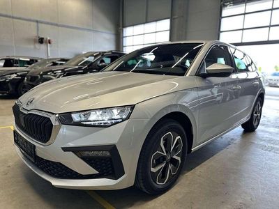 Nuova Skoda Scala 95 CV (69 kW) 2025 Argento Utilitaria