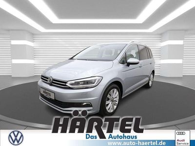 Oyster silver Gebraucht 2024 VW Touran Highline Van / Kleinbus | 34.500 € (Fairer Preis)