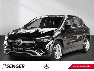 Second-hand Mercedes GLA200 Advanced 163 CP (119 kW) 2024 Negru SUV