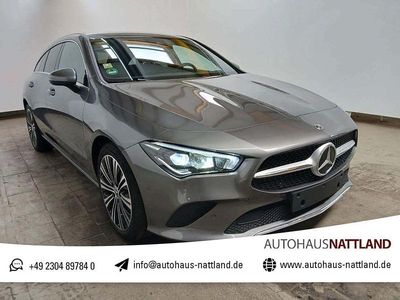 Gebraucht Mercedes CLA180 Shooting Brake Progressive 136 PS (100 kW) 2022 Grau Kombi