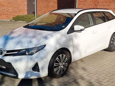 Toyota Auris Touring Sports