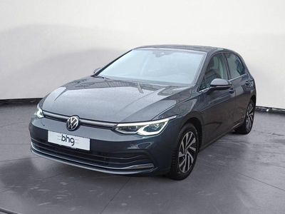 Grau Gebraucht 2021 VW Golf Style Limousine | 20.220 € (Fairer Preis)
