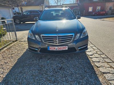 gebraucht Mercedes E500 T/Blue 4-Matic/AMG-optic/ATM bei 130 tkm