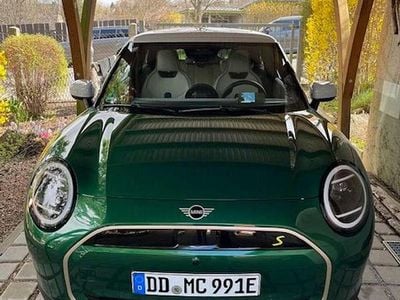 Gebraucht Mini Cooper SE Favoured 160 kW (218 PS) 2024 Grün Kleinwagen