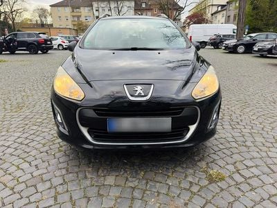 Gebraucht Peugeot 308 SW 106 PS (77 kW) 2011 Schwarz Kombi