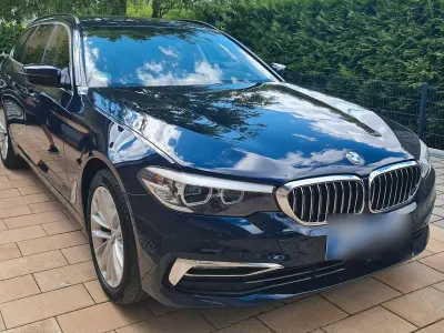 Gebraucht BMW 520 Luxury Line 190 PS (139 kW) 2019 Blau Limousine