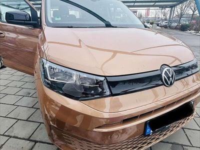 Gebraucht 2024 VW Caddy Maxi Basis Van / Kleinbus | 37.850 € (Teuer)