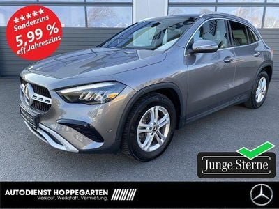 Gebraucht Mercedes GLA200 Progressive 163 PS (119 kW) 2024 Grau SUV