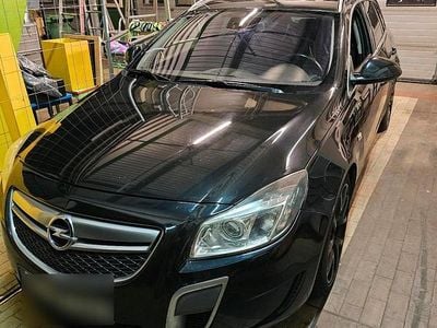 Gebraucht Opel Insignia OPC 350 PS (257 kW) 2010 Schwarz Kombi