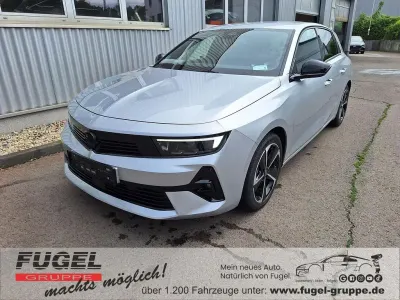 Gebraucht Opel Astra Design Edition 131 PS (96 kW) 2024 Lackierung aluminiumgrau/typ aussenverkleidung metalliclackierung Kleinwagen