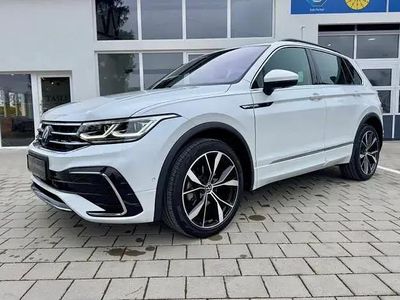 Second-hand VW Tiguan R-line 150 CP (110 kW) 2023 Alb SUV