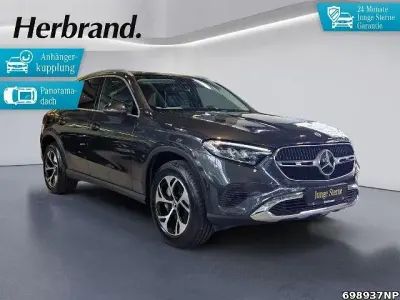 Używany Mercedes GLC300e Avantgarde 313 KM (230 kW) 2025 Szary SUV